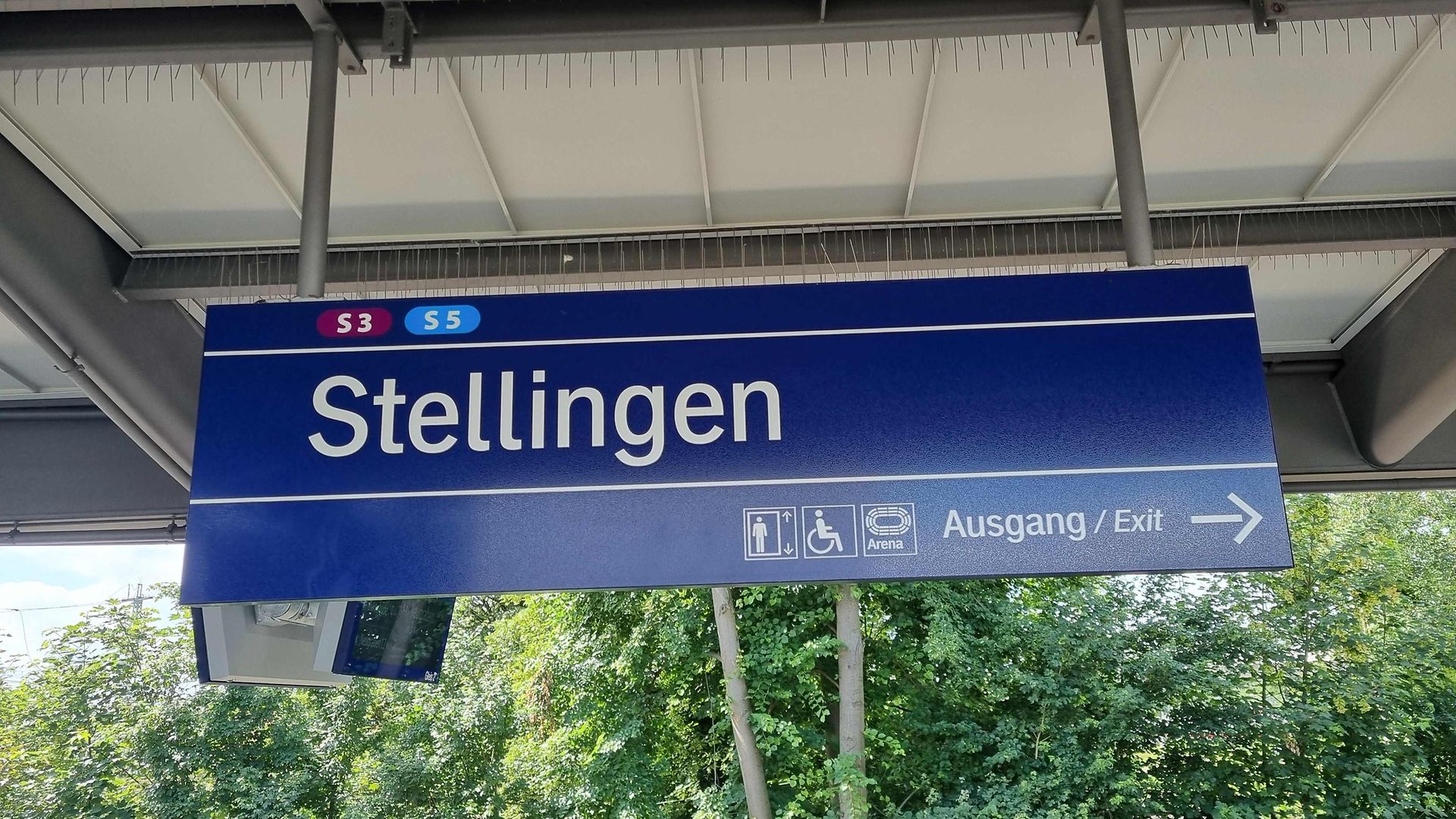 Stationsbild S-Bahnstation Stellingen