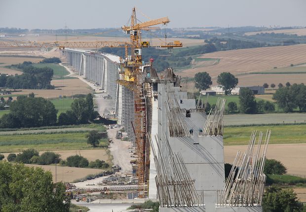 Aus und Neubauprojekte Deutsche Bahn AG