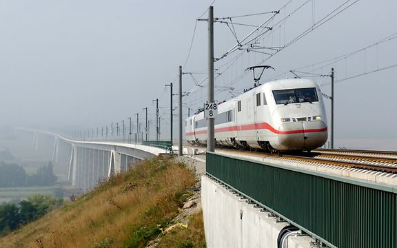 VDE 8.2 - Hochtastfahrten auf der Schnellfahrstrecke Halle/Leipzig - Erfurt