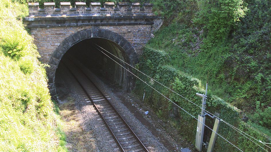 Tunnel 